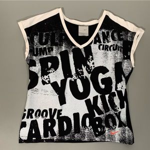 Nike Crop Top Black White Athletic Graphic Cropped Shirt Attached Bra Womens Lg
